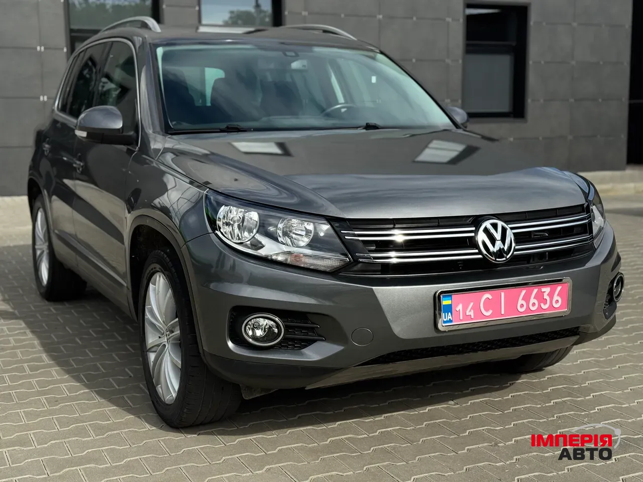 Volkswagen Tiguan - фото 5