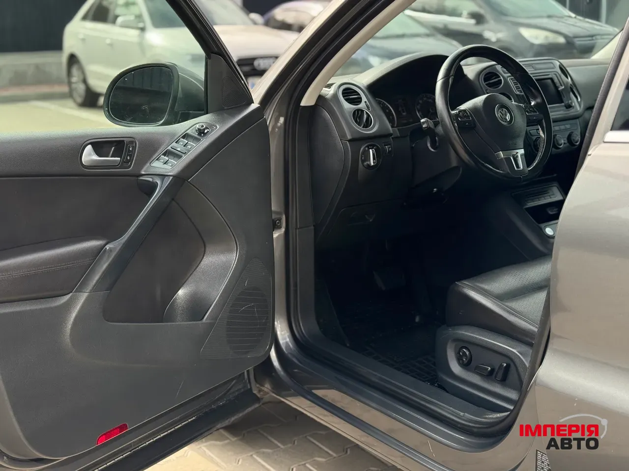 Volkswagen Tiguan - фото 15