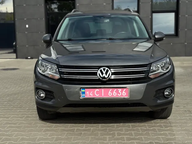 Volkswagen Tiguan - фото 4