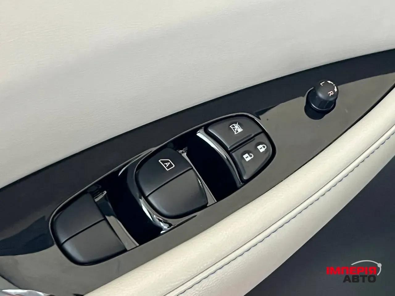 Nissan Leaf - фото 14