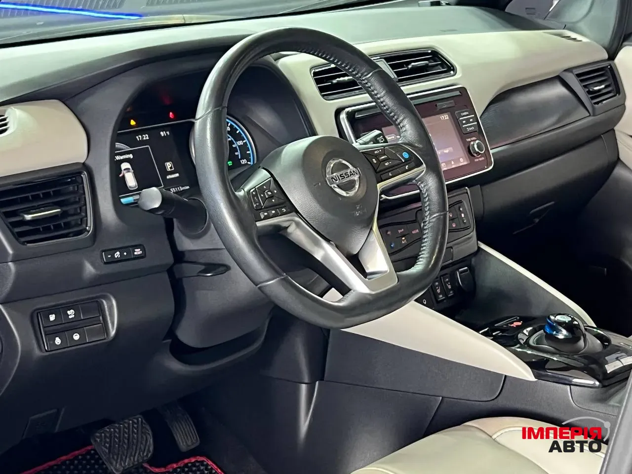 Nissan Leaf - фото 10