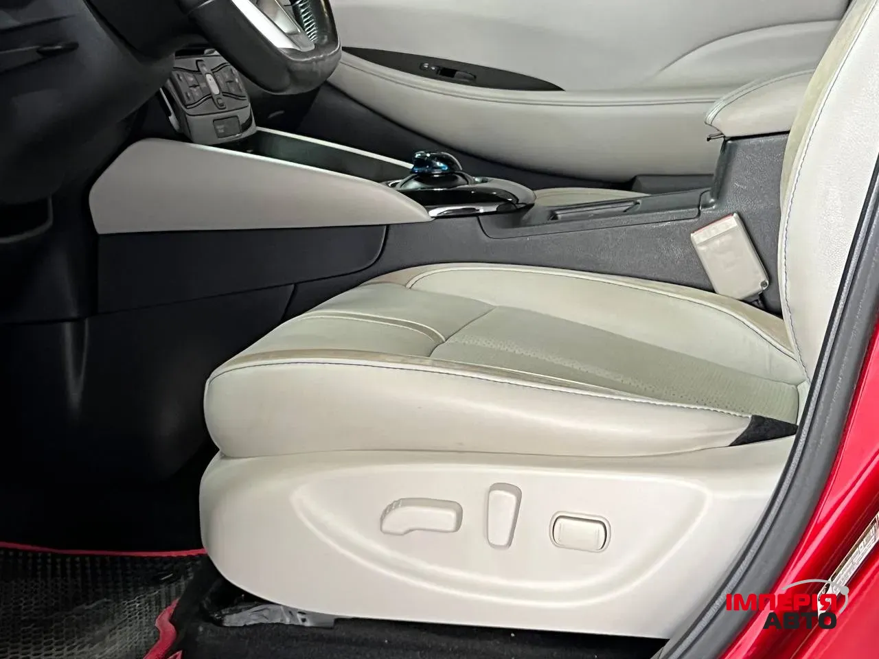 Nissan Leaf - фото 17