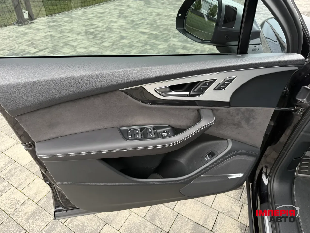 Audi SQ7 - фото 16