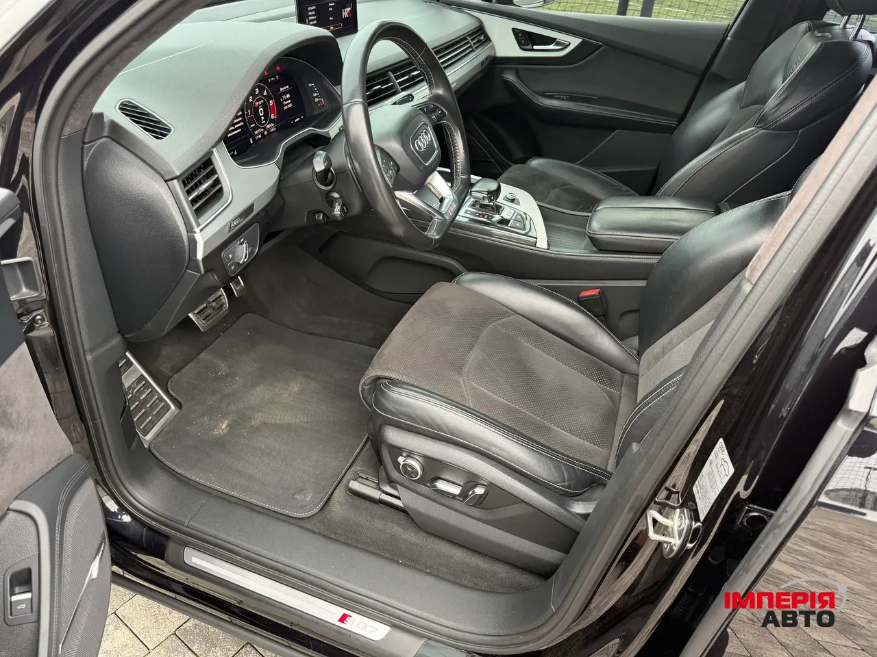 Audi SQ7 - фото 12