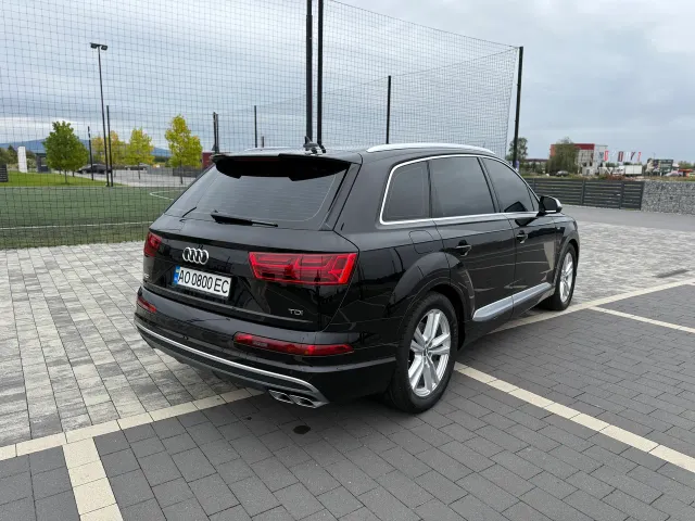 Audi SQ7 - фото 2