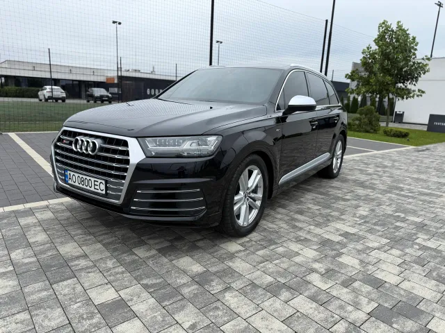 Audi SQ7 - фото 1