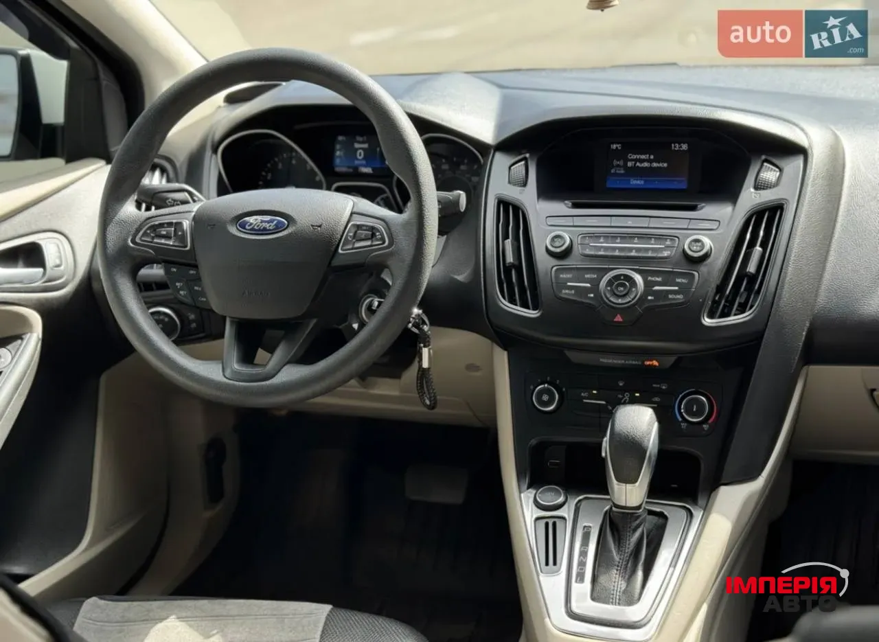 Ford Focus - фото 5