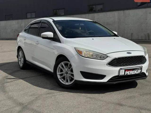 Ford Focus - фото 2