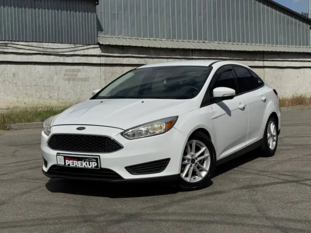 Ford Focus - фото 1