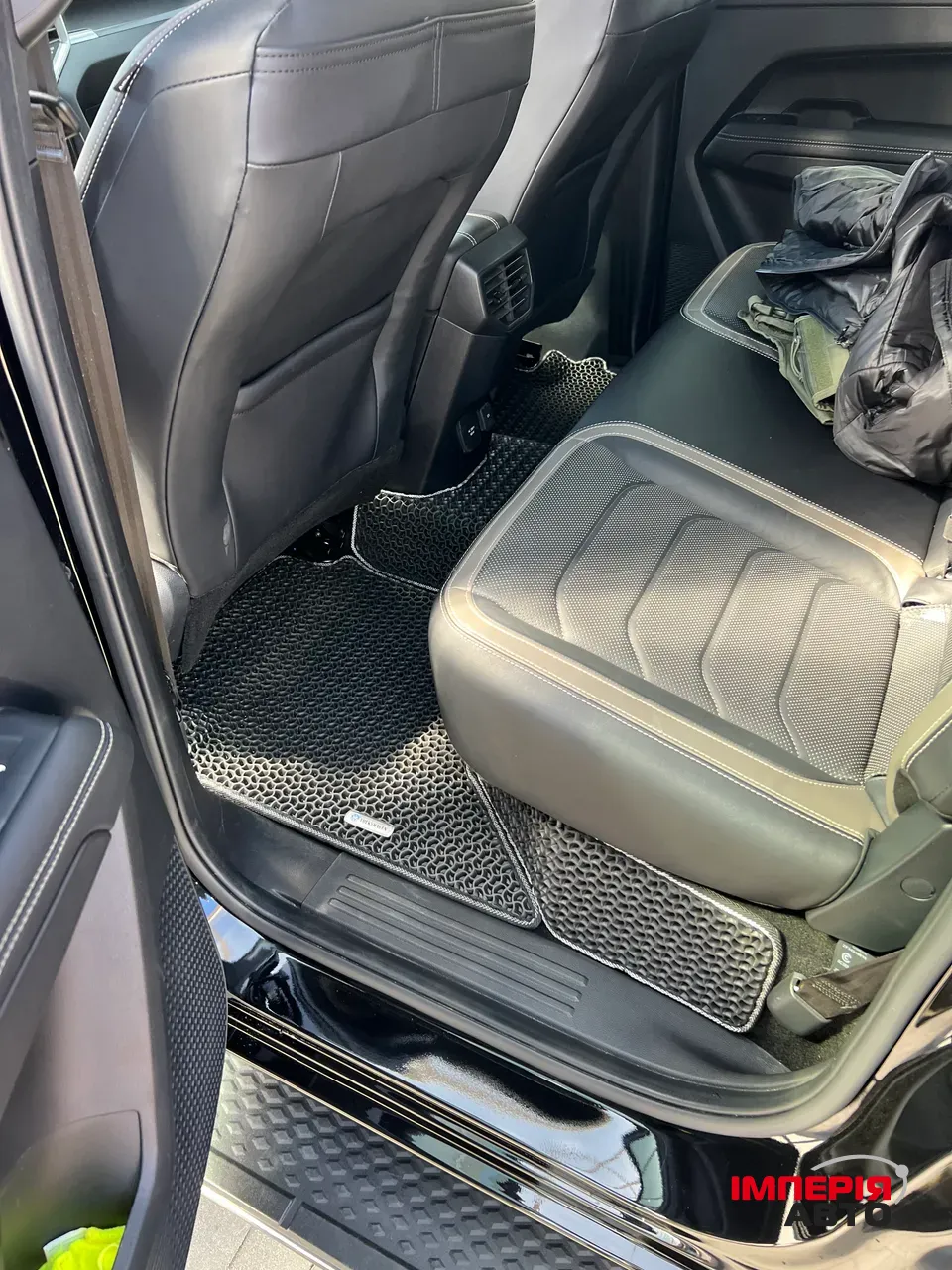 Volkswagen Amarok - фото 10