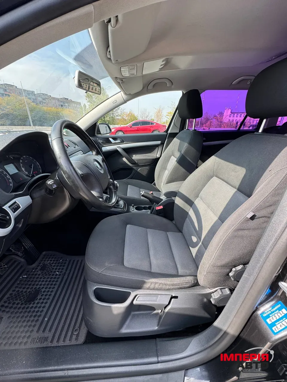 Skoda Octavia - фото 8