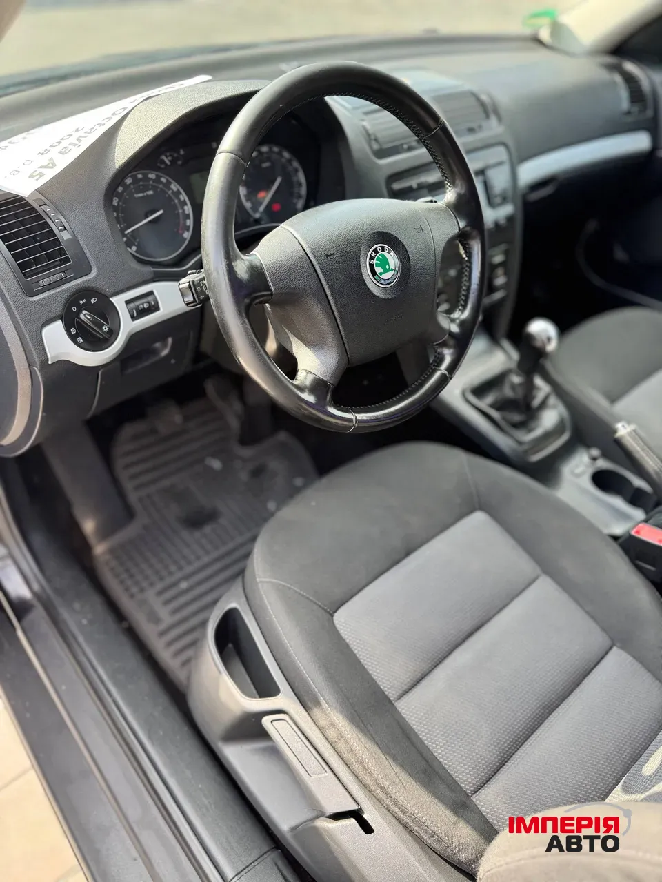 Skoda Octavia - фото 9