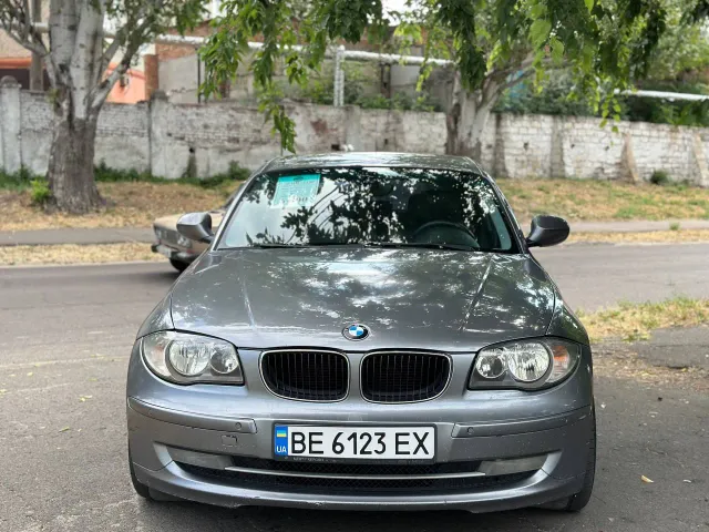 BMW 1 серії - фото 2