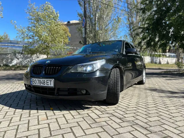 BMW 5 серії - фото 1