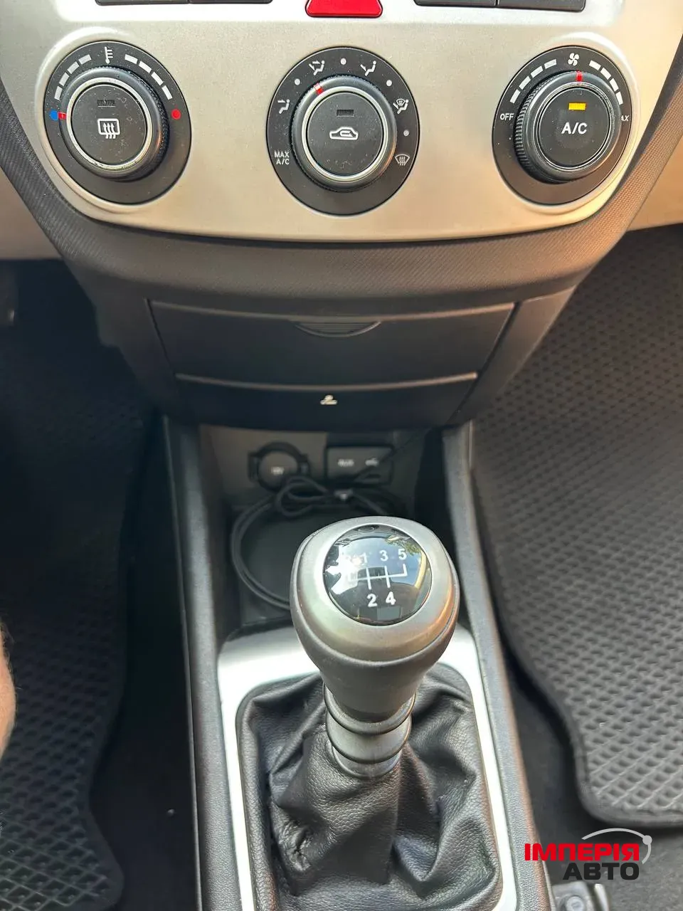 Kia Ceed - фото 14