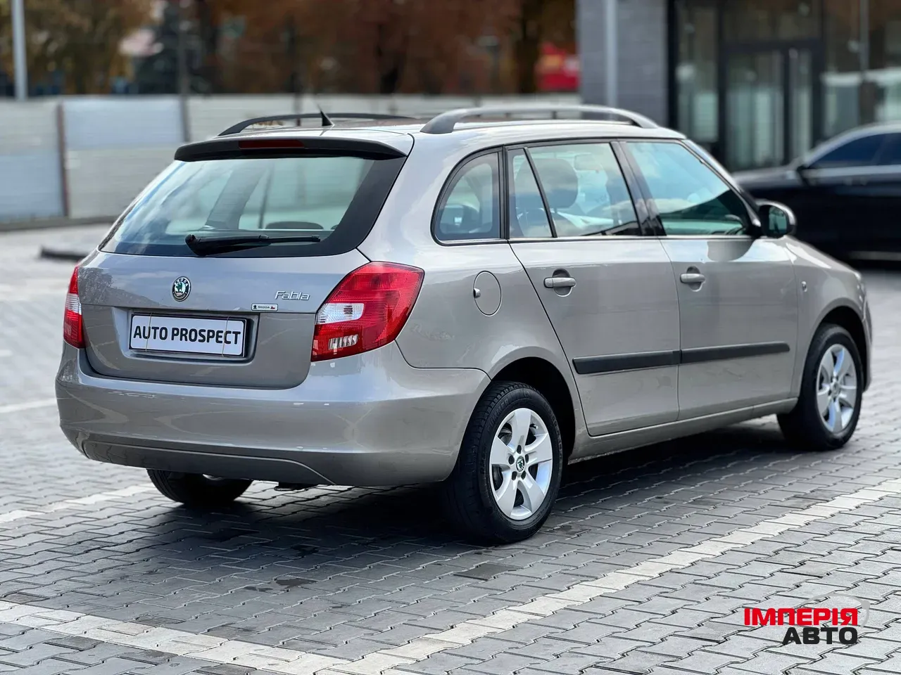 Skoda Fabia - фото 4