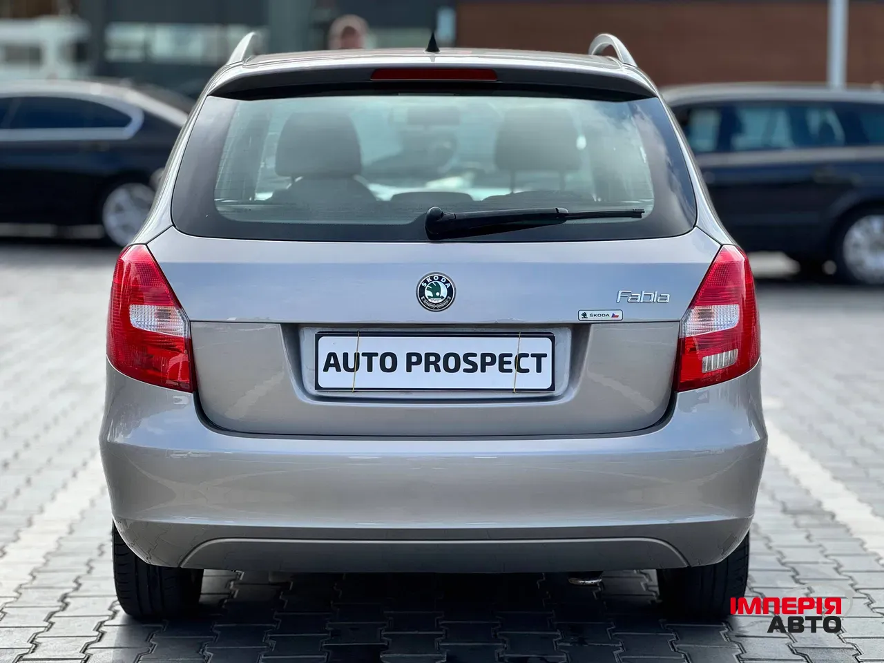 Skoda Fabia - фото 5