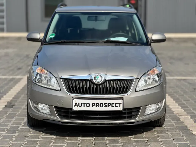 Skoda Fabia - фото 2