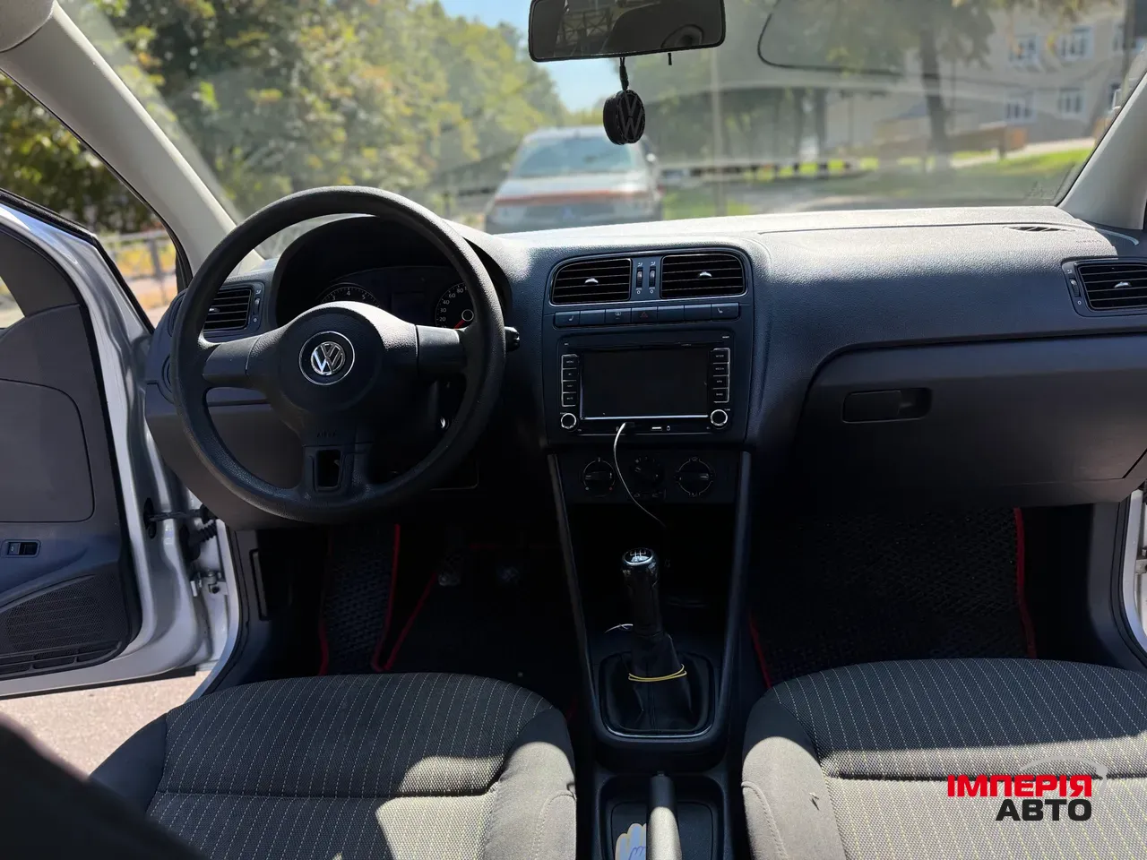 Volkswagen Polo - фото 20