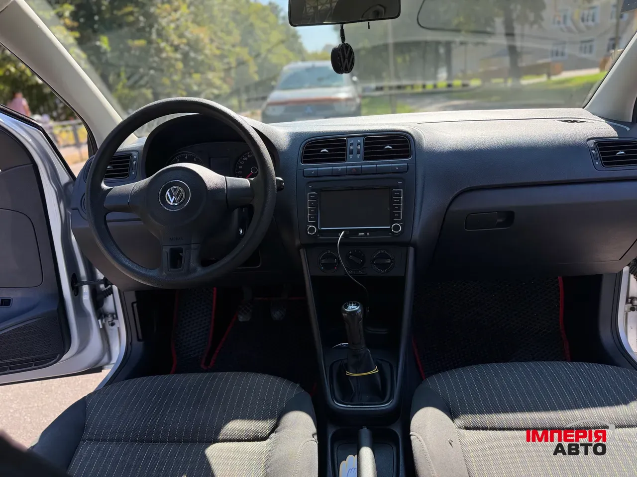 Volkswagen Polo - фото 23