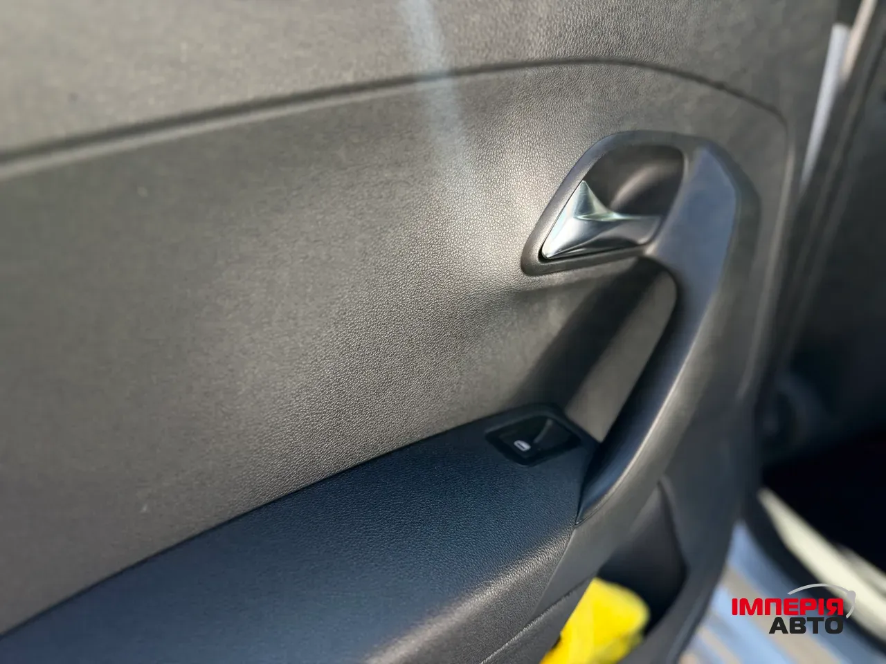 Volkswagen Polo - фото 16