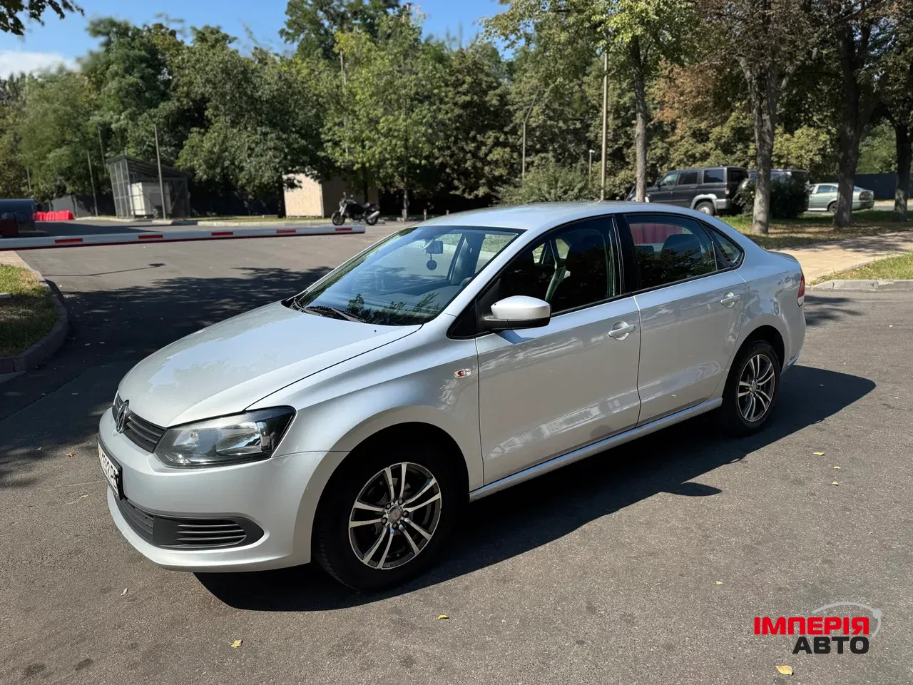 Volkswagen Polo - фото 9