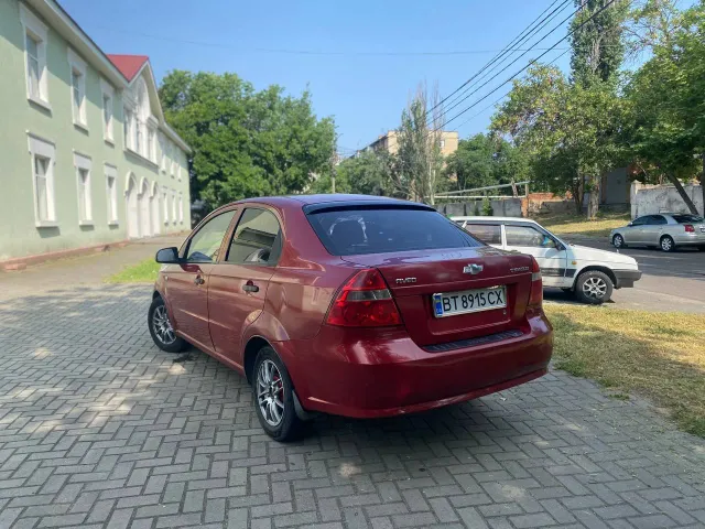 Chevrolet Aveo - фото 4