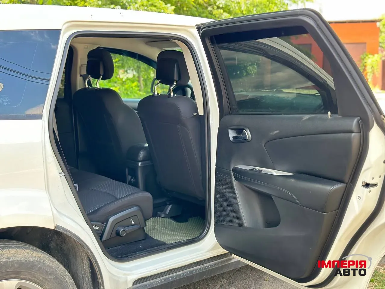 Dodge Journey - фото 11