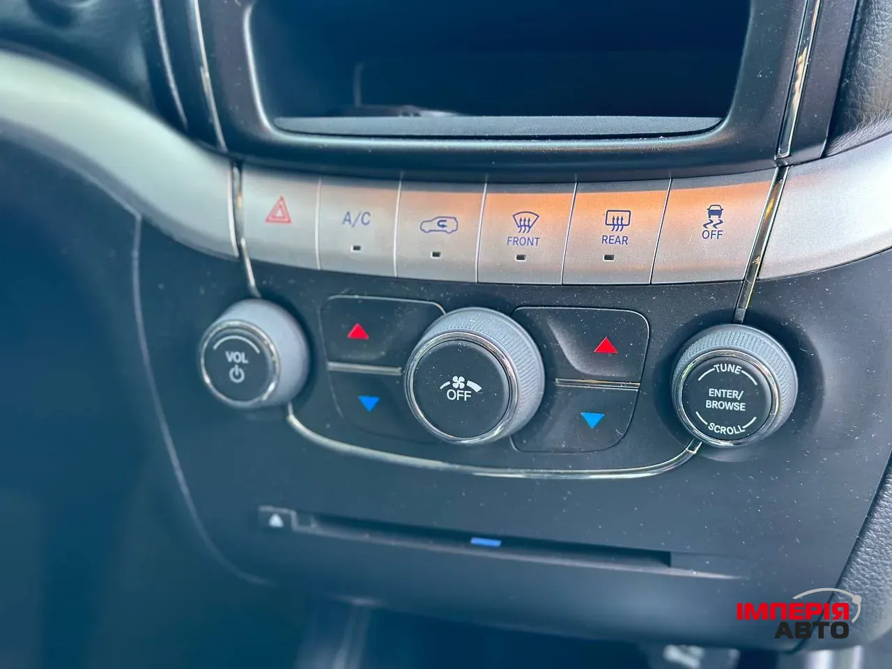 Dodge Journey - фото 16