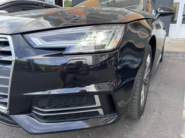 Audi A4 - фото 5