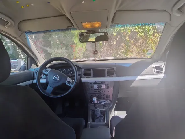 Opel Vectra - фото 3