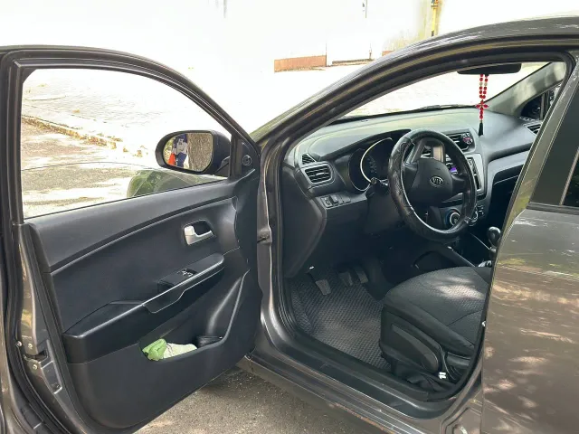 Kia Rio - фото 3