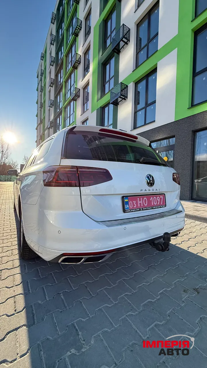 Volkswagen Passat - фото 11