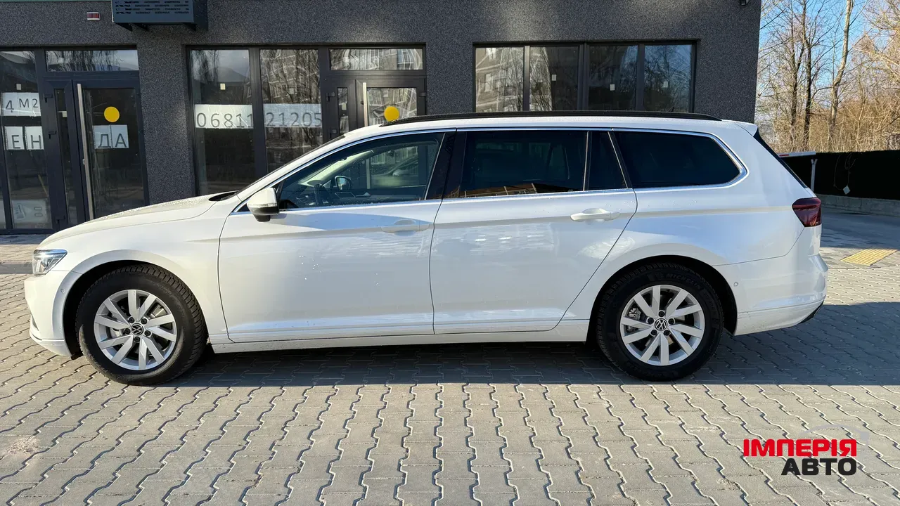 Volkswagen Passat - фото 12