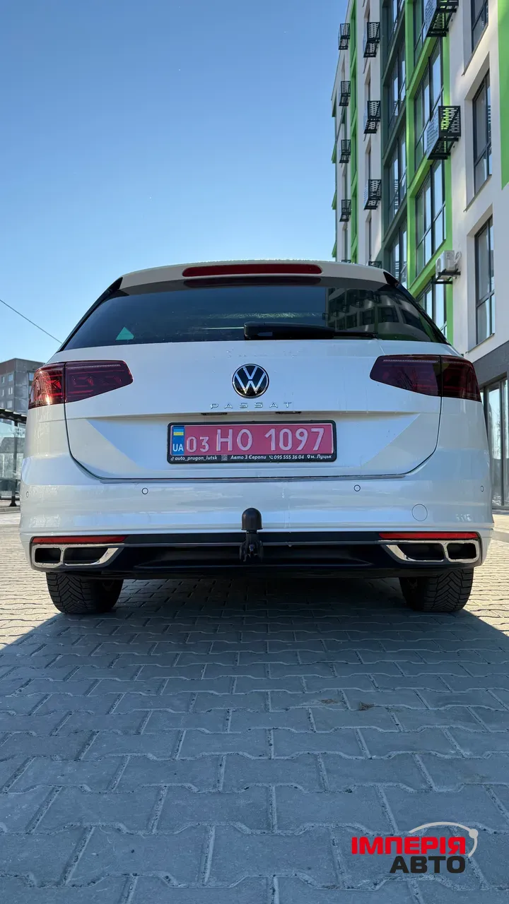 Volkswagen Passat - фото 8