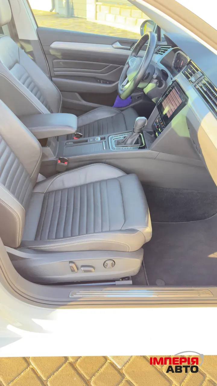 Volkswagen Passat - фото 47