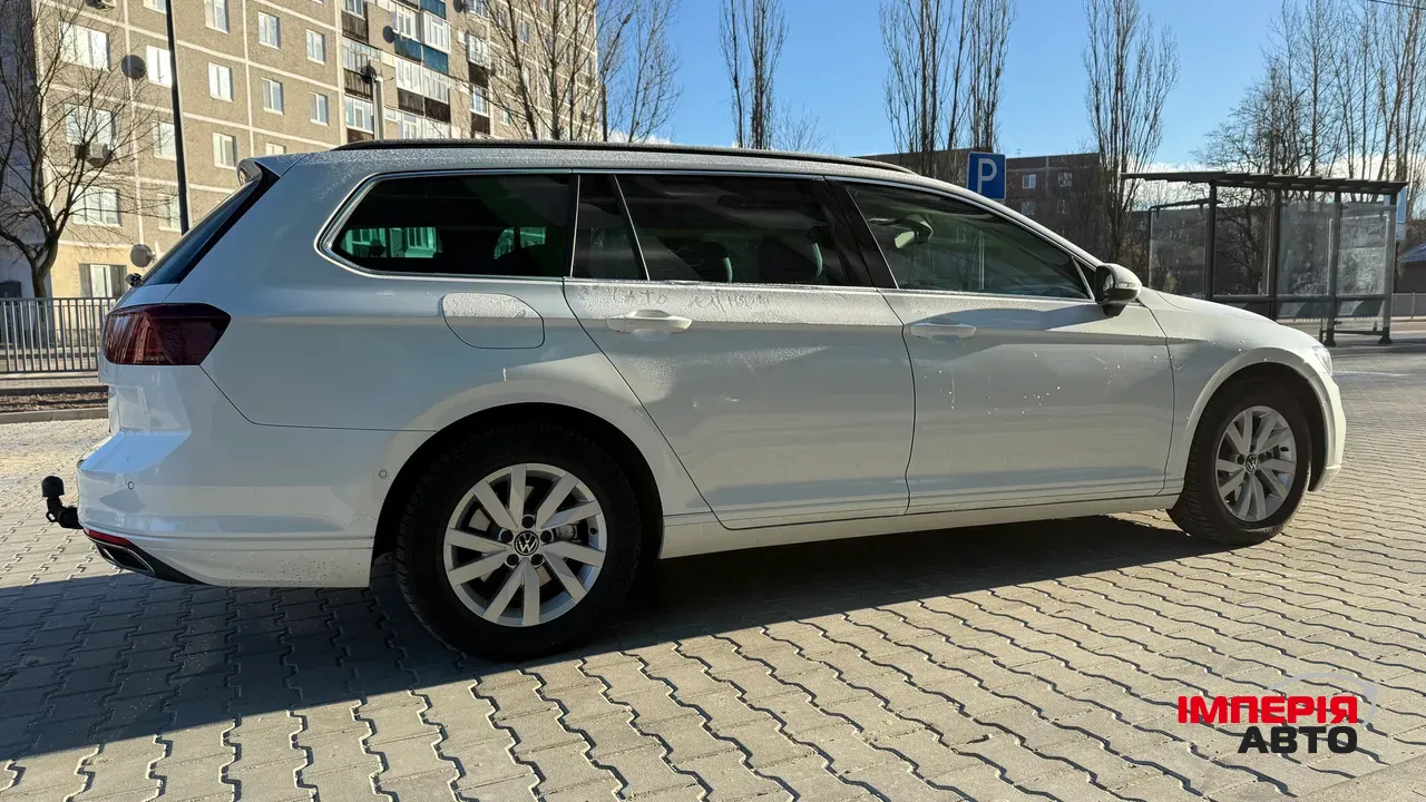 Volkswagen Passat - фото 5