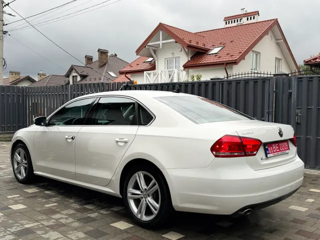 Volkswagen Passat - фото 5