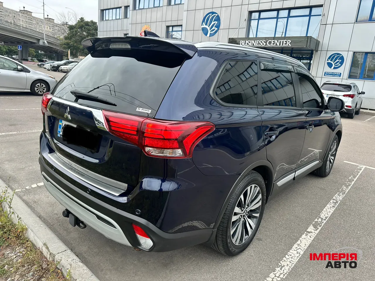 Mitsubishi Outlander - фото 6