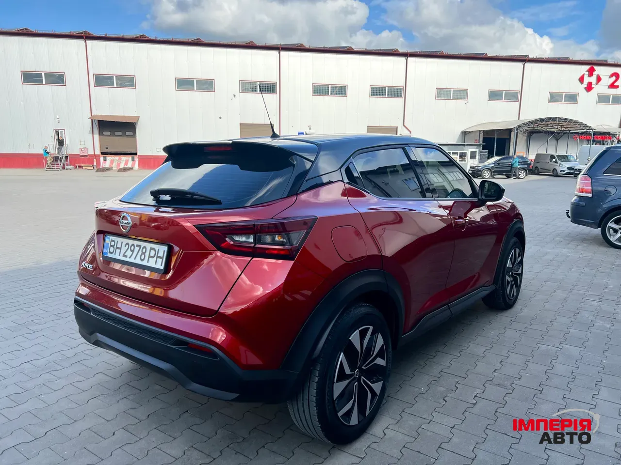 Nissan Juke - фото 7