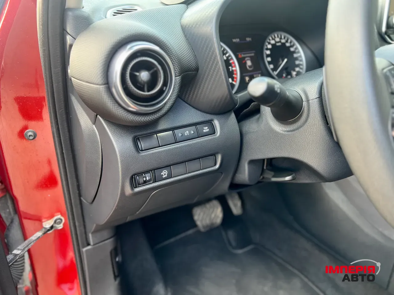 Nissan Juke - фото 18