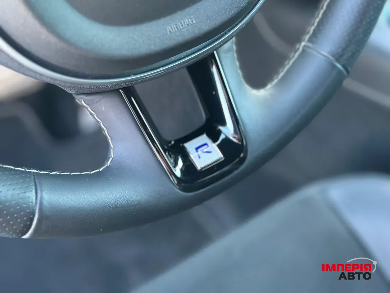 Volvo S90 - фото 21