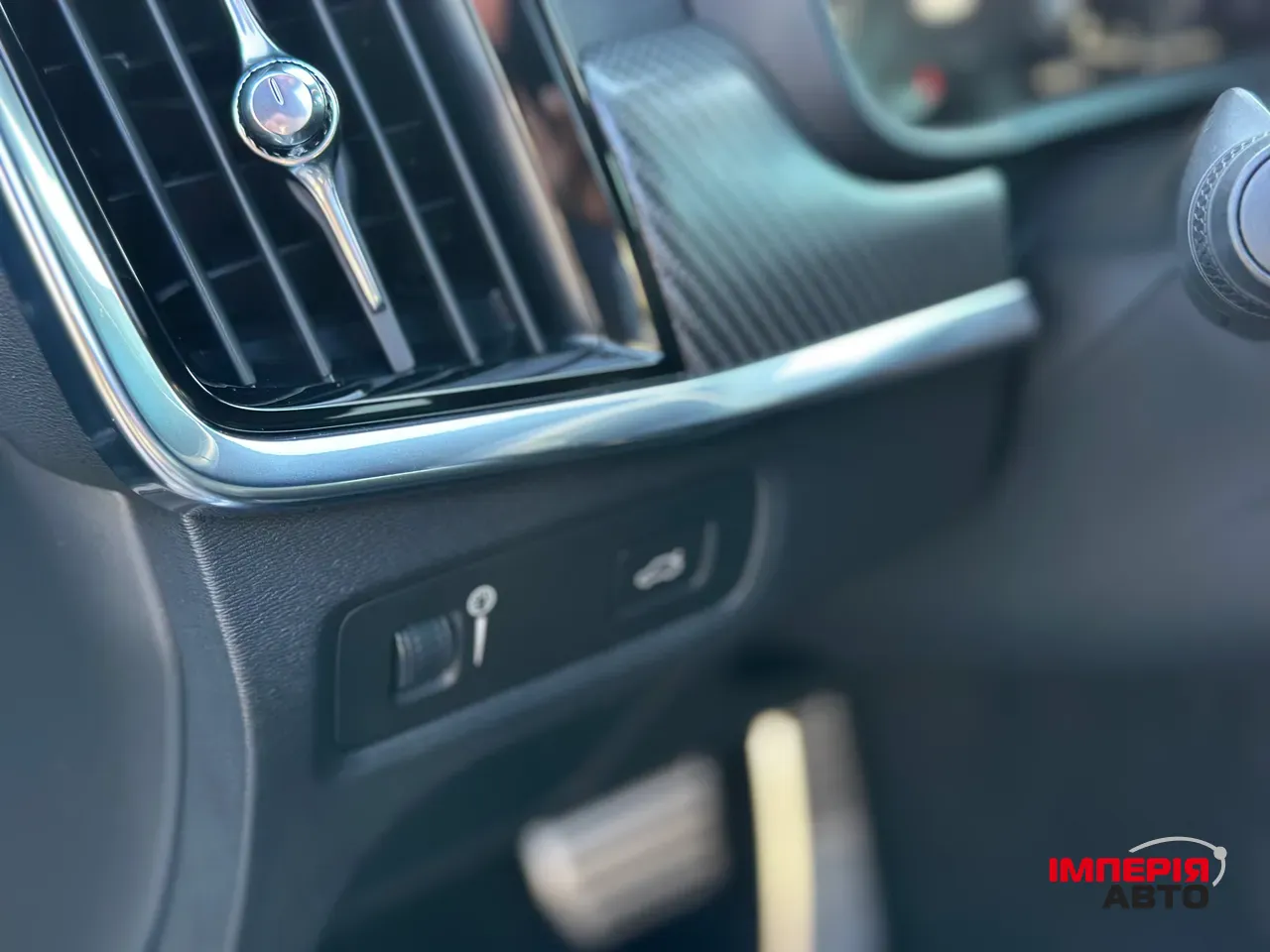 Volvo S90 - фото 23