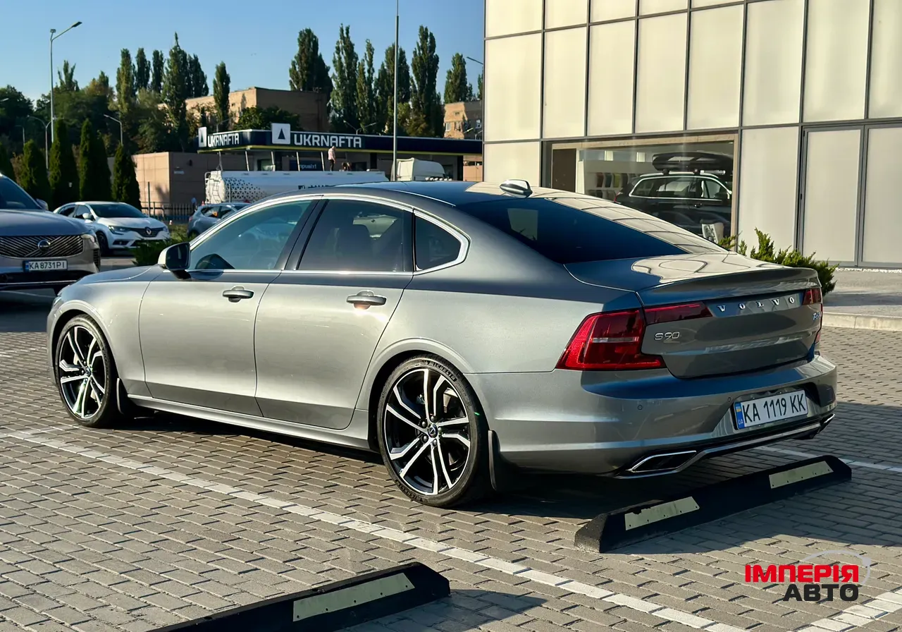 Volvo S90 - фото 10