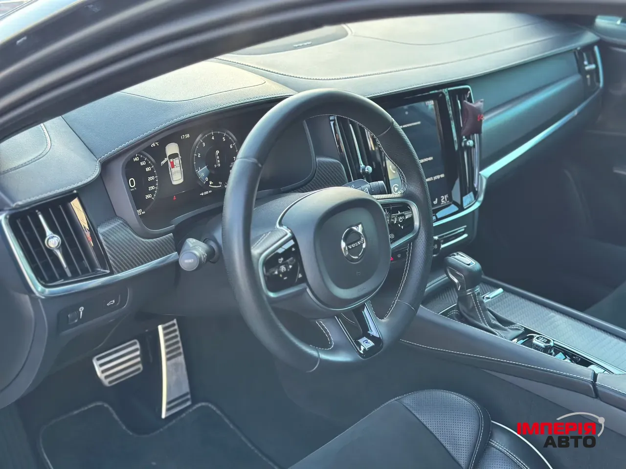 Volvo S90 - фото 24