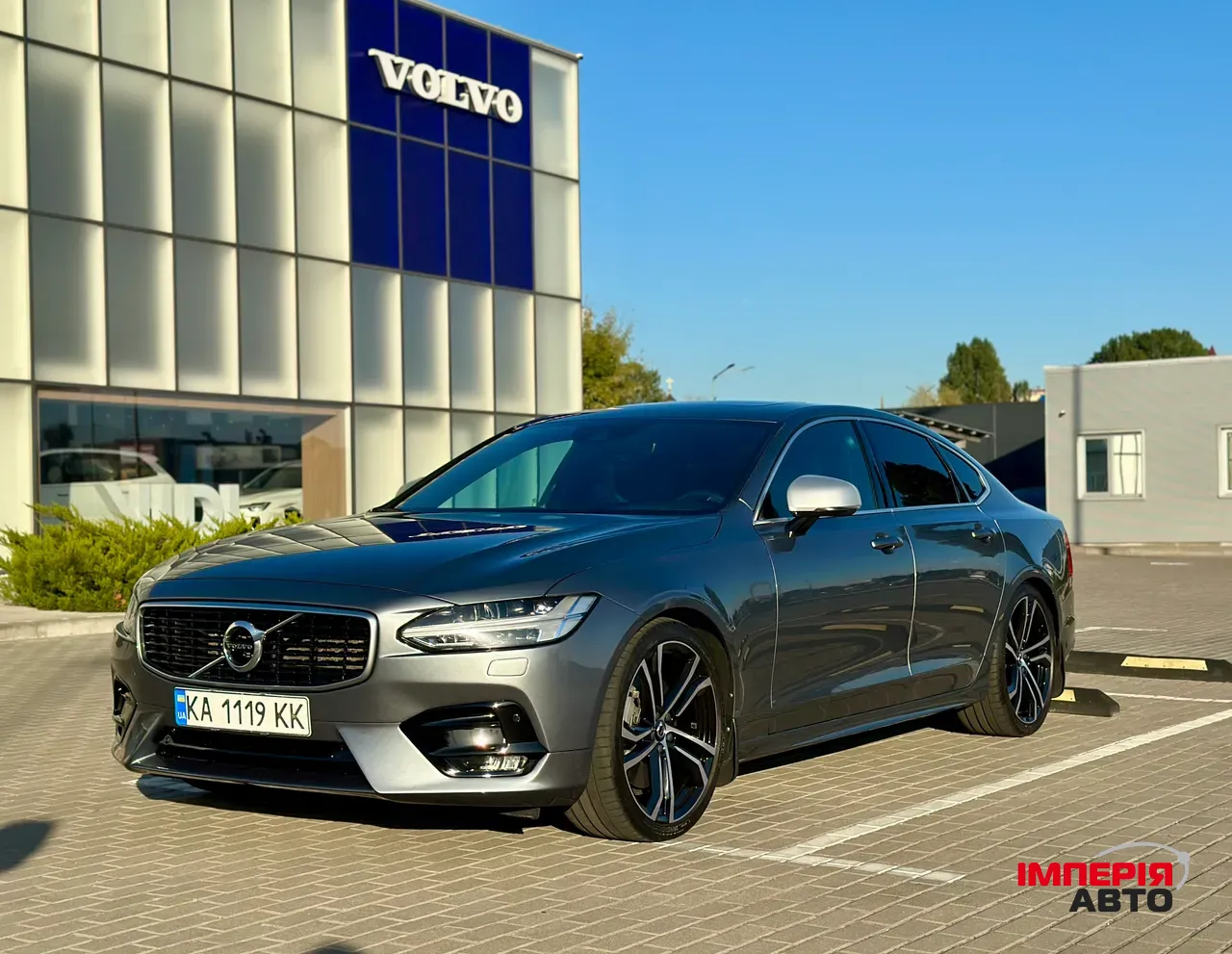Volvo S90 - фото 3