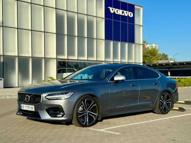 Volvo S90 - фото 1