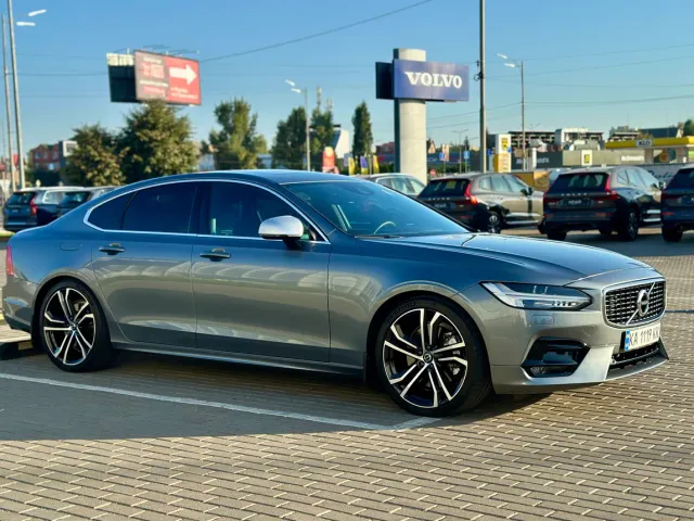Volvo S90 - фото 3