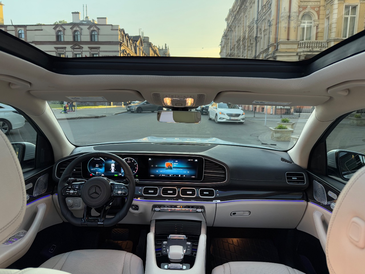 Mercedes-Benz GLS - фото 13