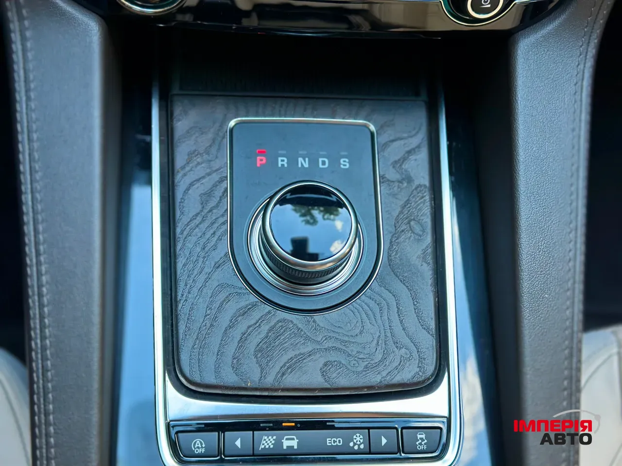 Jaguar F-Pace - фото 28